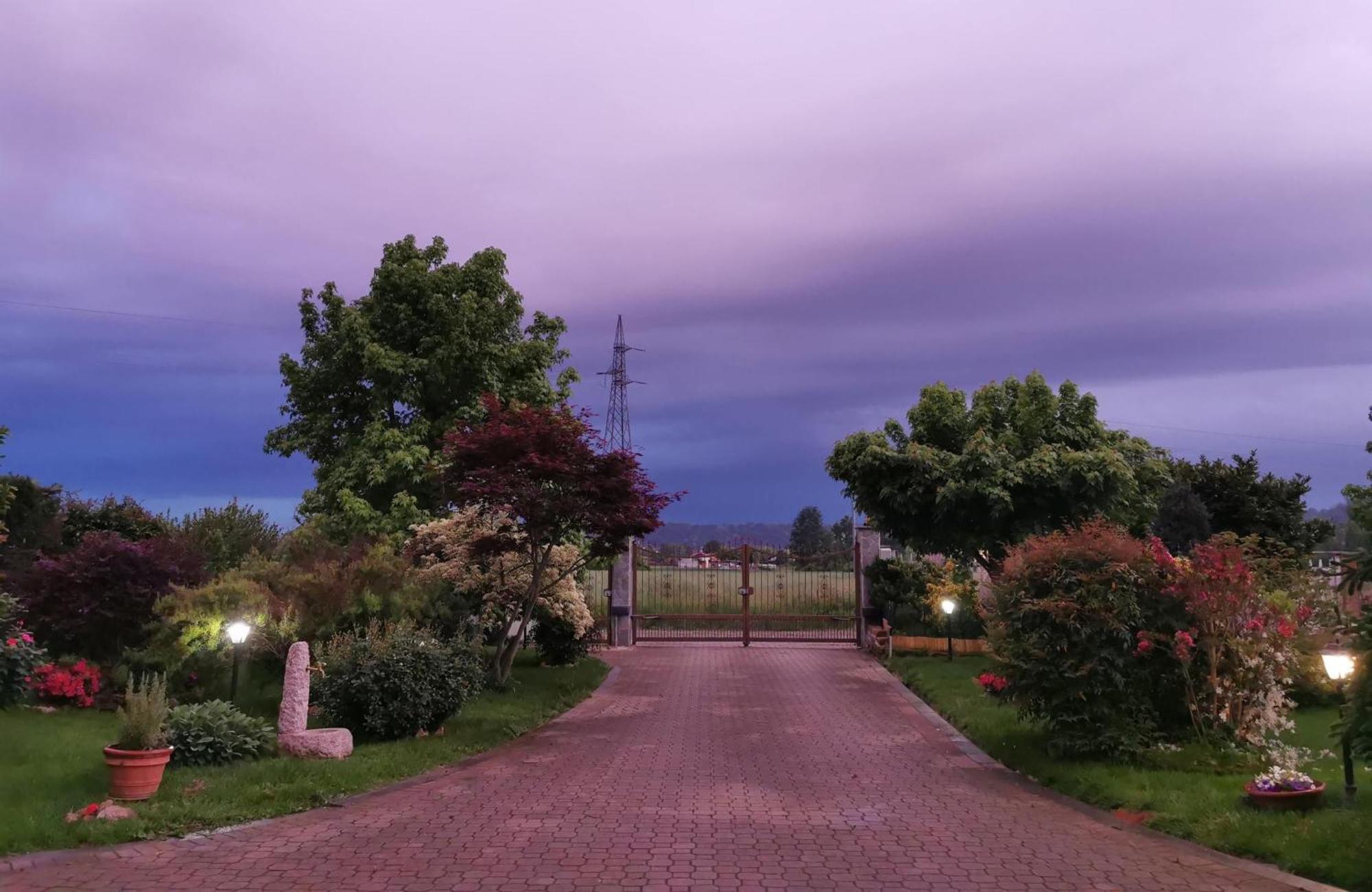 Apartamento Orto Del Pettirosso Front Exterior foto