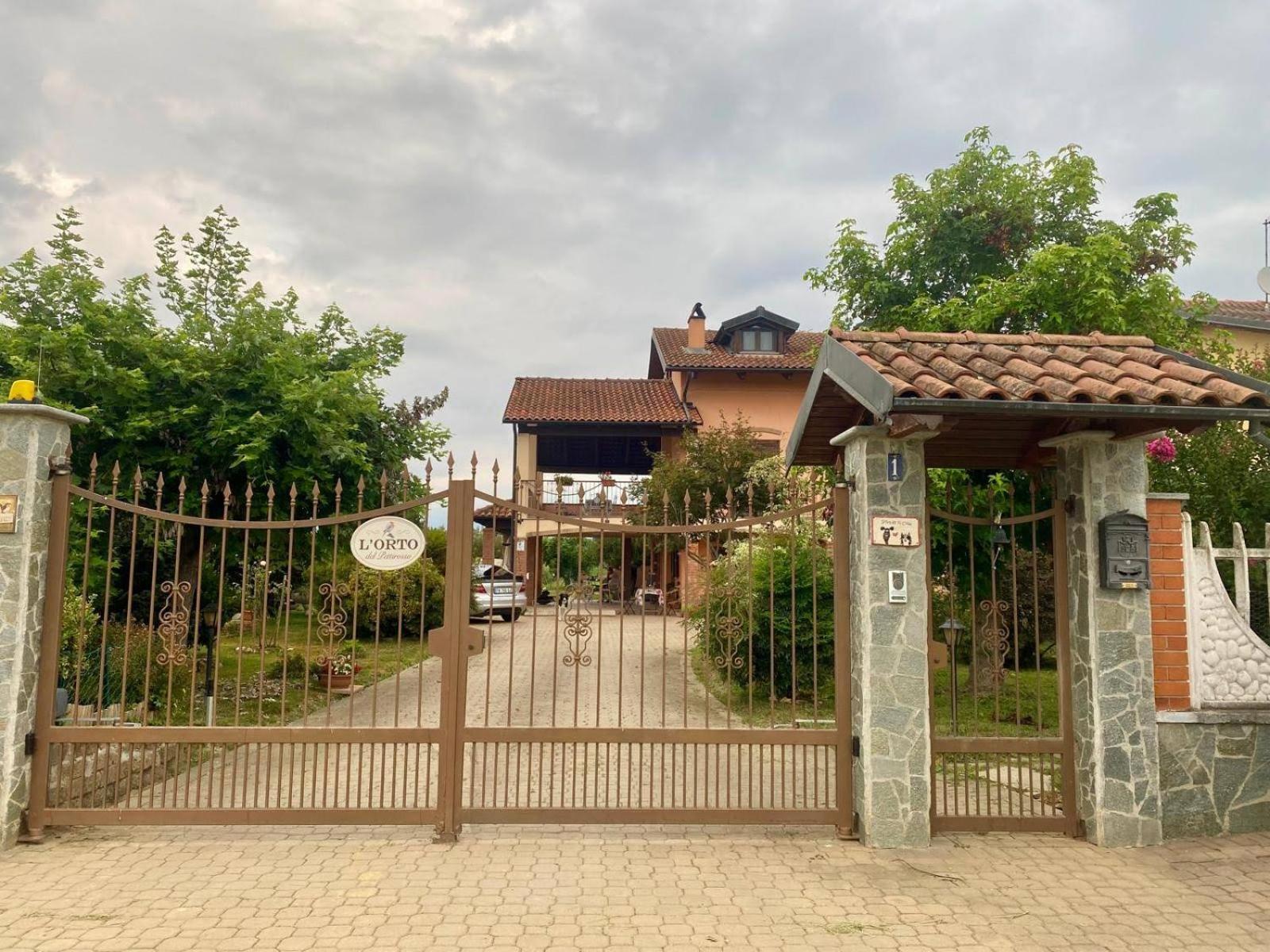 Apartamento Orto Del Pettirosso Front Exterior foto